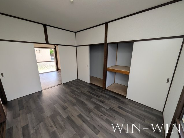 大村町字於泥貸家群の寝室