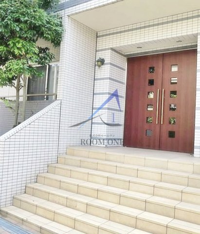 クイーンシティ板橋本町ラディウスのエントランス|エントランスです。