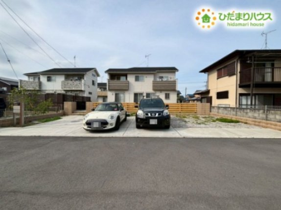 熊谷市善ヶ島　中古一戸建ての駐車場