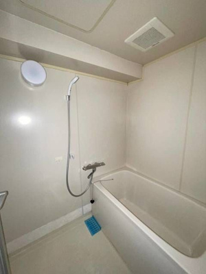 【浴室】 | 大和ビル | ゆったり過ごせるお風呂です