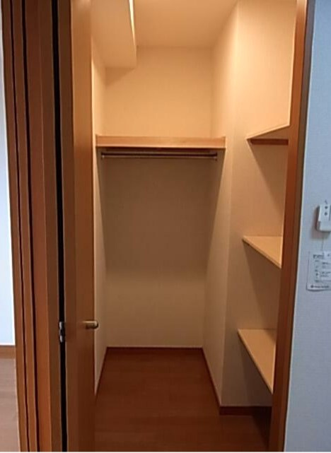 アベニュー白河の収納|ウォークインクローゼット