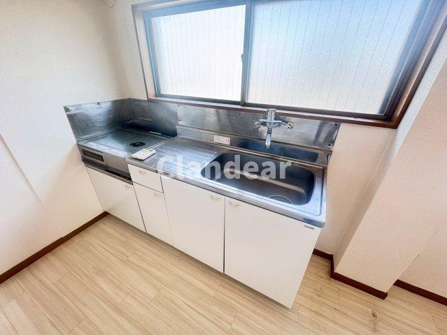 第15小倉ハイコーポのキッチン|ドキドキの新生活も、安心してスタート。ぴったりの住まいを見つけませんか？クランディアが一緒に住まい選びをサポートします‼　まずは、お気軽にお問合せください　＃クランディア