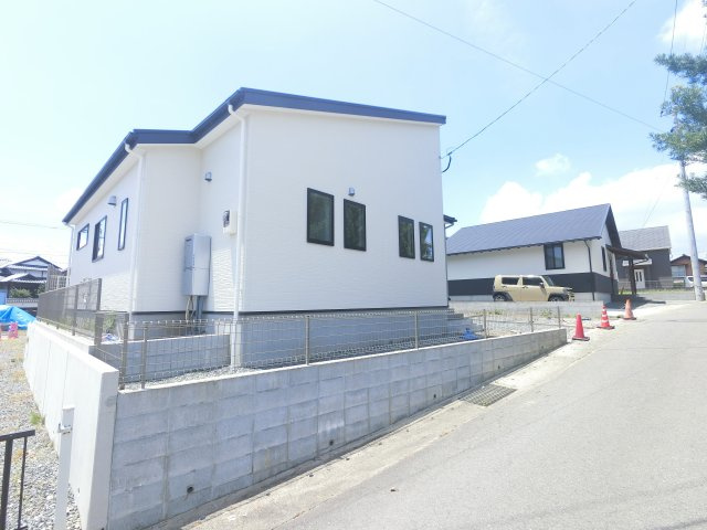 鳥栖市姫方町6期　8号棟の前面道路含む現地写真|前面道路含む現地写真です