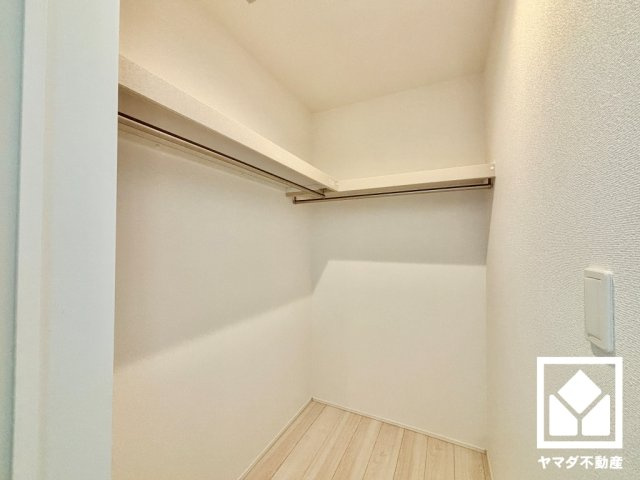 大津市坂本8丁目　16号棟の収納
