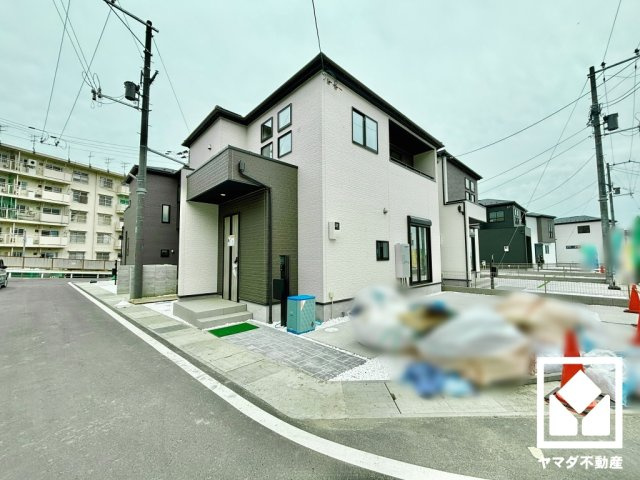 大津市坂本8丁目　16号棟の前面道路含む現地写真