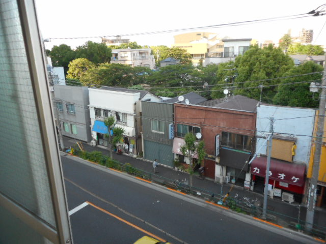サンケイビルの展望