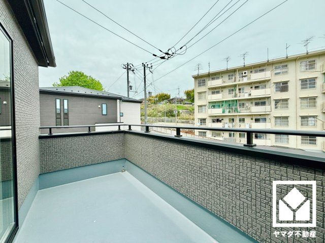 大津市坂本8丁目　17号棟のバルコニー