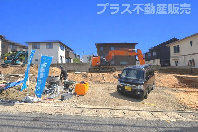 【外観】 | 福岡市南区和田4丁目1期　1号棟（全3棟）【仲介手数料無料・0円】 | 現地写真。プラス不動産販売なら、現場の全ての棟をまとめてご見学頂けます。