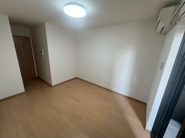 アッシュメゾン北加賀屋の居間・リビング