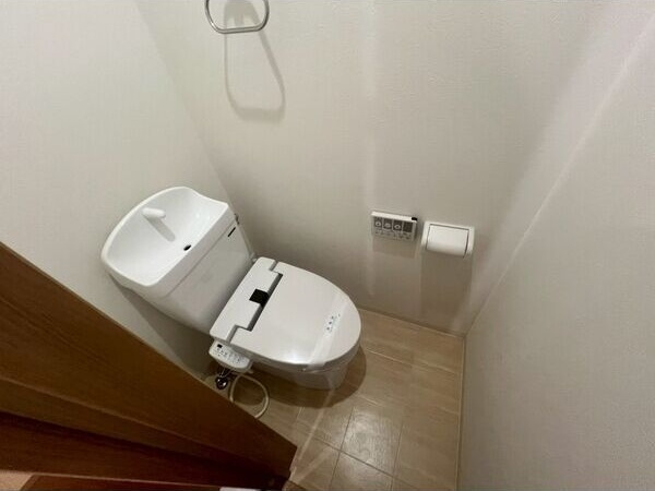 アッシュメゾン北加賀屋のトイレ