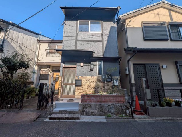 岡崎天王町の前面道路含む現地写真