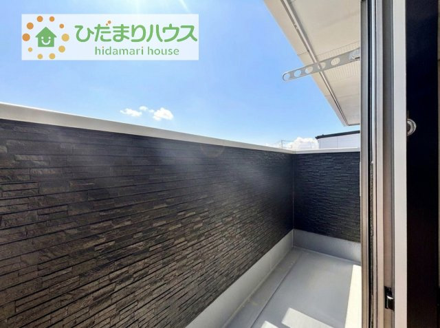 【バルコニー】 | 土浦市真鍋第1期　新築戸建　2号棟 | 広々としたバルコニー。お洗濯物もぜーんぶ干せちゃいます！！