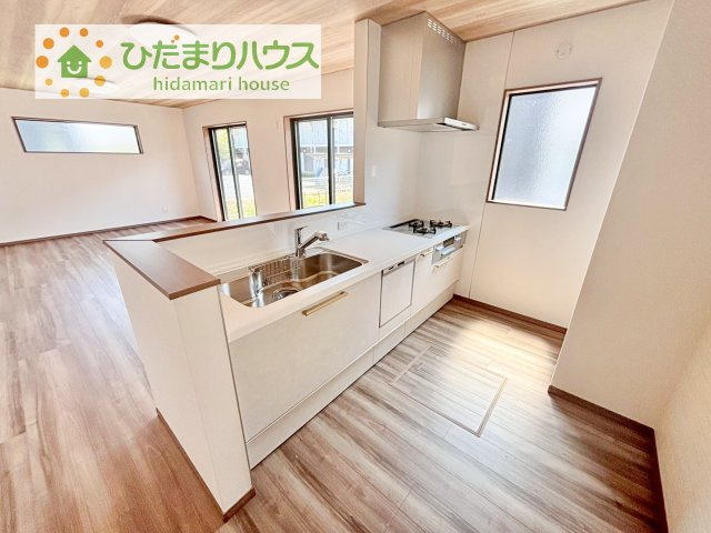 【キッチン】 | 土浦市真鍋第1期　新築戸建　2号棟 | 料理をしながらでも、ご家族との会話を楽しめる対面式キッチン♪