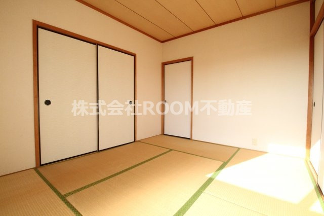日の出マンションの和室
