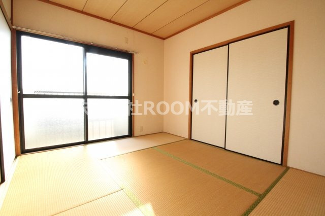 日の出マンションの和室