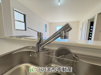 【キッチン】 | Livele Garden.S　第1栃木都賀町平川　3号棟 | カートリッジ式浄水機能付き台所水栓☆おいしいお水でお料理できます☆