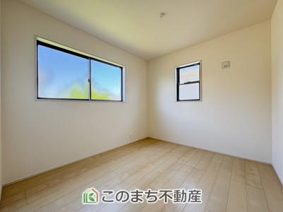 【洋室】 | Livele Garden.S　第1栃木都賀町平川　3号棟 | 2面採光の明るい洋室☆