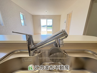 【キッチン】 | Livele Garden.S　第1栃木都賀町平川　4号棟 | カートリッジ式浄水機能付き台所水栓☆おいしいお水でお料理できます☆