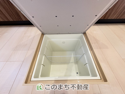 【収納】 | Livele Garden.S　第1栃木都賀町平川　4号棟 | キッチン足元にはあると便利な床下収納付き☆