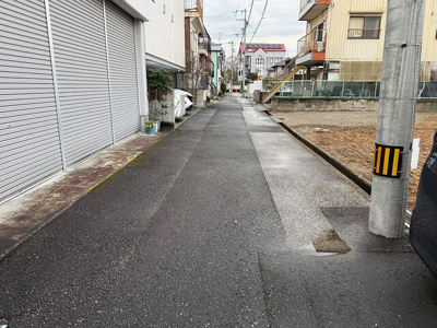 【前面道路含む現地写真】 | 新築住宅　高知市新本町① | 前面道路