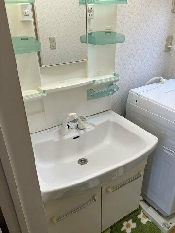 多摩川レジデンスの洗面所