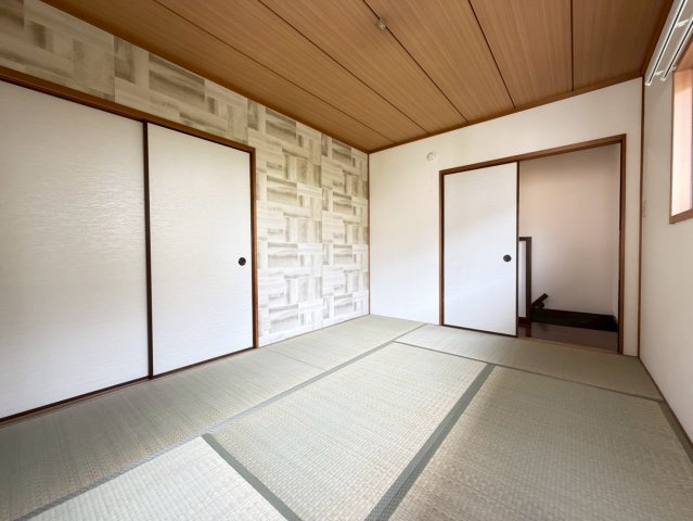 南春日丘３丁目貸家の寝室