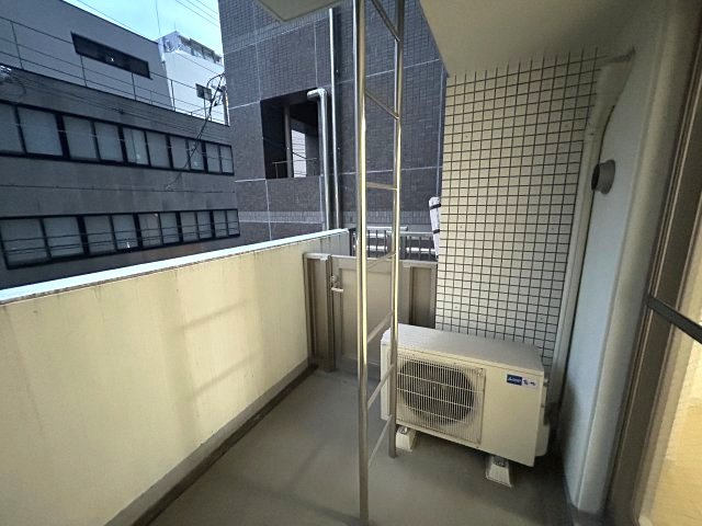 オーキッドレジデンス神戸三宮のバルコニー