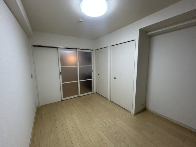 オーキッドレジデンス神戸三宮の寝室