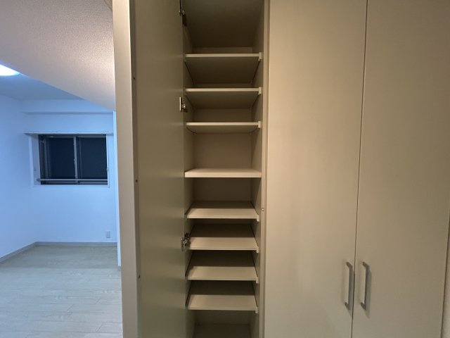 オーキッドレジデンス神戸三宮の収納