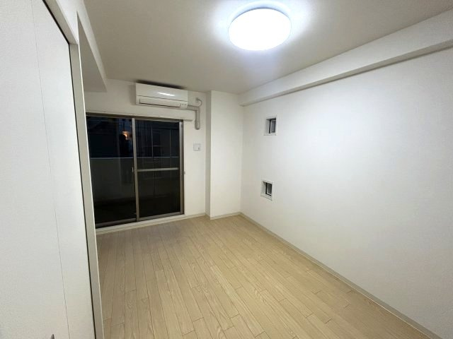 オーキッドレジデンス神戸三宮の寝室