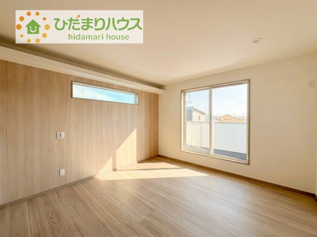 【寝室】 | ⽜久市⽥宮町第1期　新築戸建 | 広めの主寝室は、ベッドの他にもパソコンデスクやドレッサーなども置けちゃいます(*^-^*)