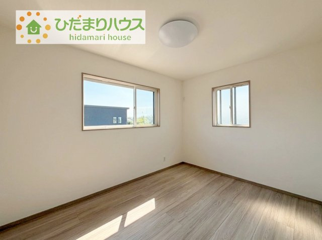 【洋室】 | ⽜久市⽥宮町第1期　新築戸建 | 机にベットを置けば子供部屋の完成です！