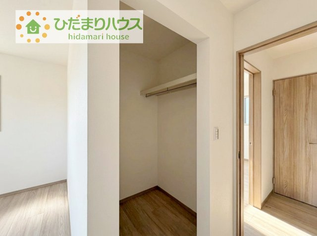 【収納】 | ⽜久市⽥宮町第1期　新築戸建 | お洋服の多い女性に人気！収納力の高いクローゼット付き☆彡