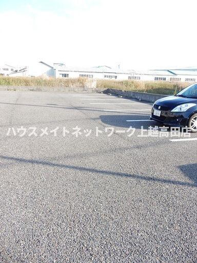 アビタシオンかすがの駐車場|駐車場