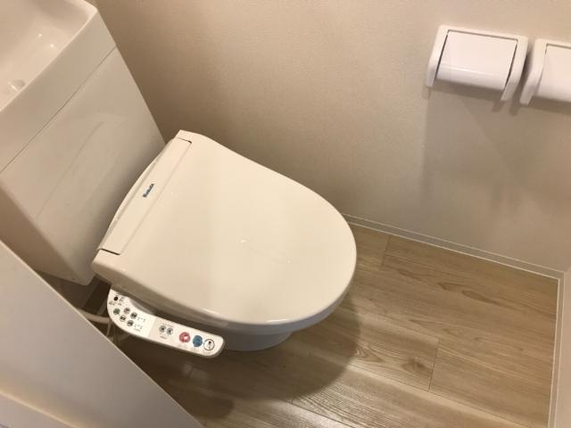 アクシア旭町のトイレ|シャワー付トイレ