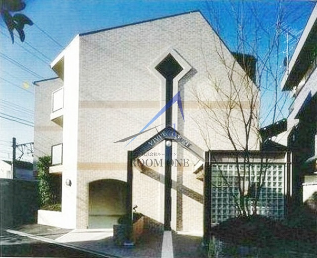 ヴィヴレコート