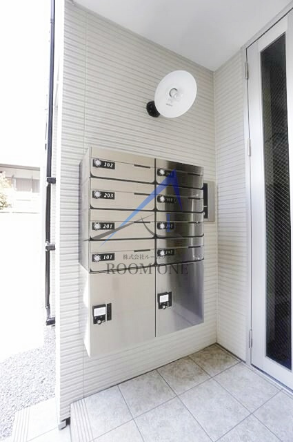 エスペランサ上池袋のその他共用部分|集合ポストと宅配ボックスです。