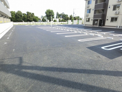 【駐車場】 | セジュールグリーン さつき | 駐車場