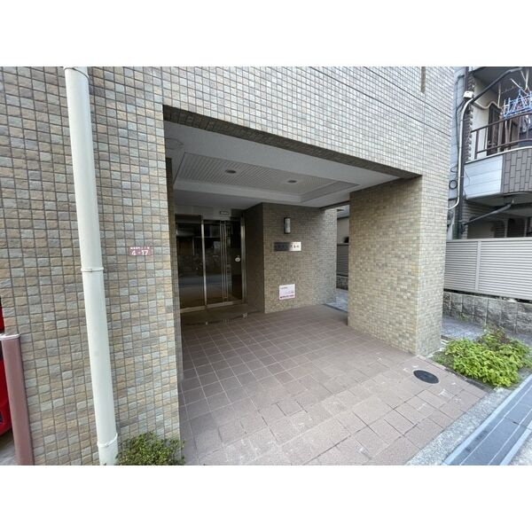 ルグラン弐番館のエントランス