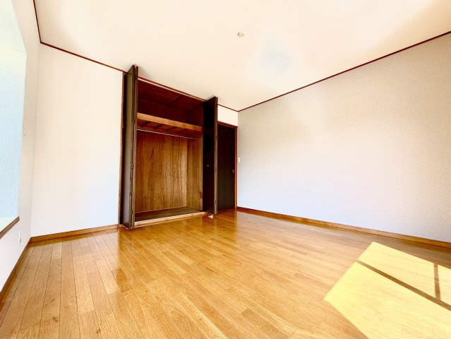【4月リフォーム完成物件！】つくばみらい市谷井田2173-25の洋室