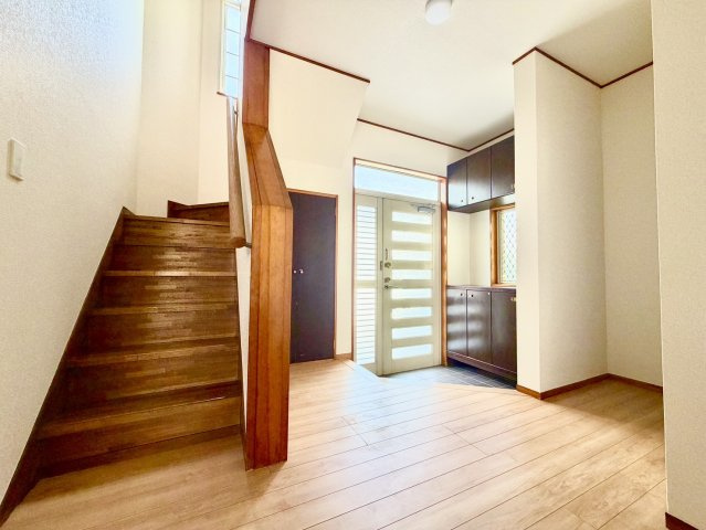 【4月リフォーム完成物件！】つくばみらい市谷井田2173-25の玄関