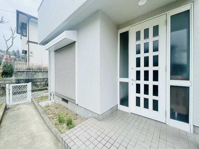 【玄関】 | 宗像市ひかりヶ丘7丁目　戸建て