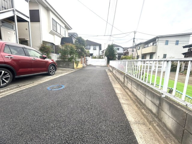 練馬区大泉学園町７丁目　土地　西武池袋線　大泉学園の前面道路含む現地写真