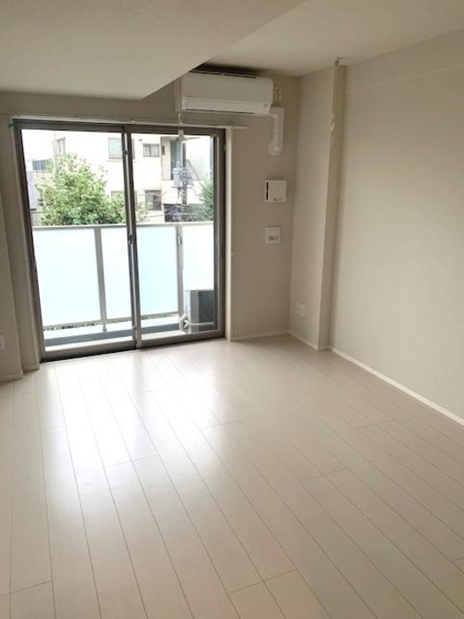 WHITE BIRCHの居間・リビング