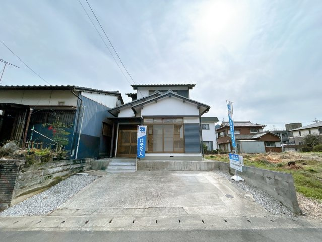 リフォーム済中古戸建　岐阜市粟野西7丁目　昭和55年築の駐車場