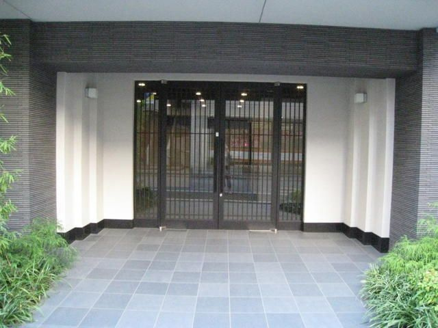 ソルフィエスタ新御徒町のエントランス