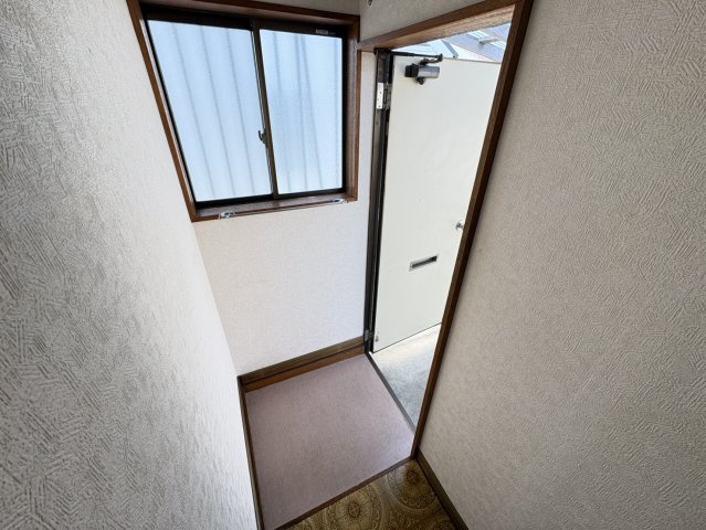 さくらハイツの玄関