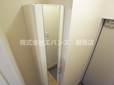 【エントランス】 | プラーナ蘇我 | 落ち着いたエントランスです
