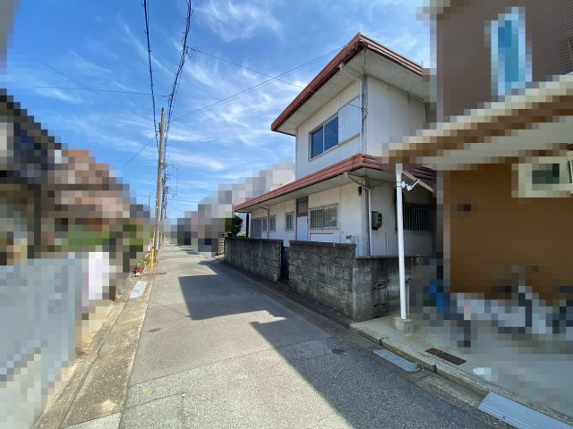 明石市藤が丘2丁目　土地の前面道路含む現地写真