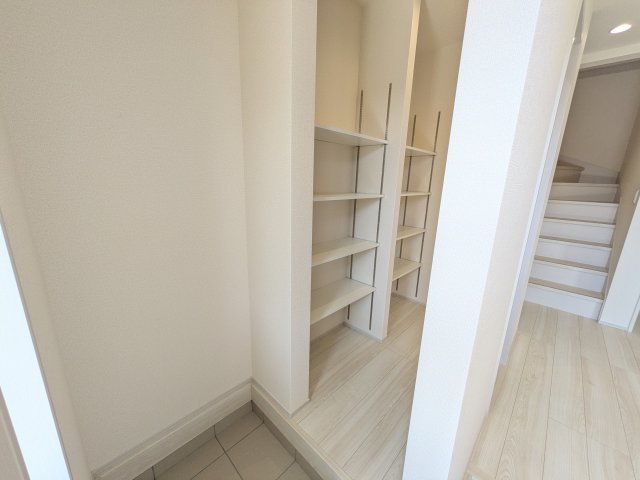 ひたちなか足崎　20期　新築戸建て　1号棟の玄関